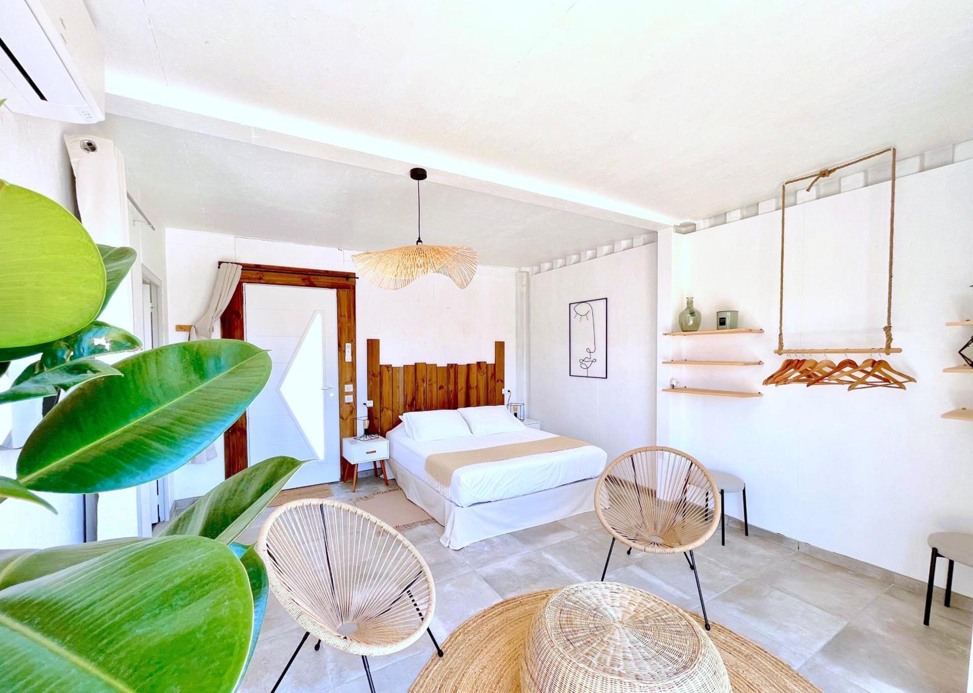 Nuiki Lodges - Chambres D'Hotes Montségur-sur-Lauzon Zewnętrze zdjęcie