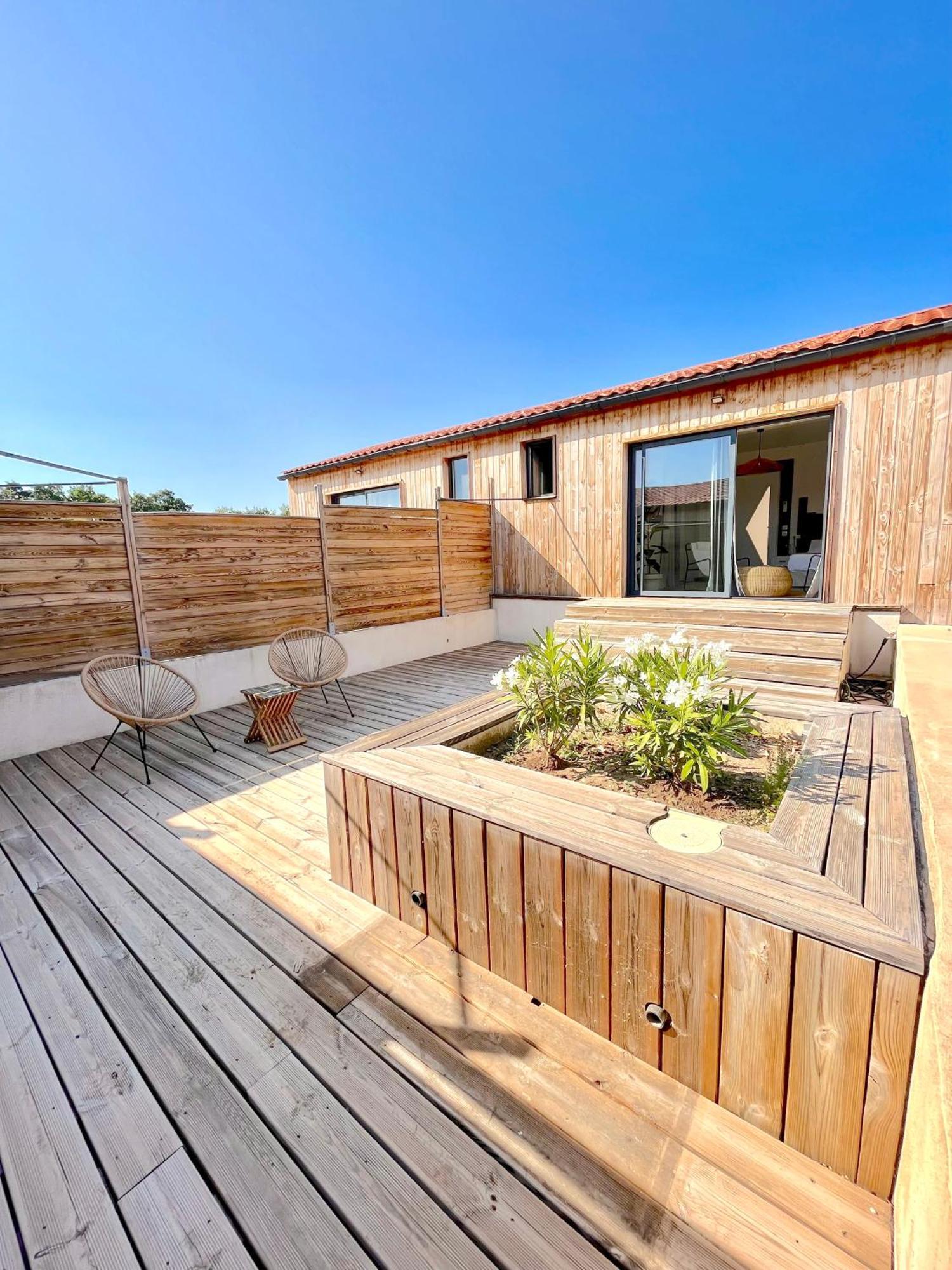 Nuiki Lodges - Chambres D'Hotes Montségur-sur-Lauzon Zewnętrze zdjęcie